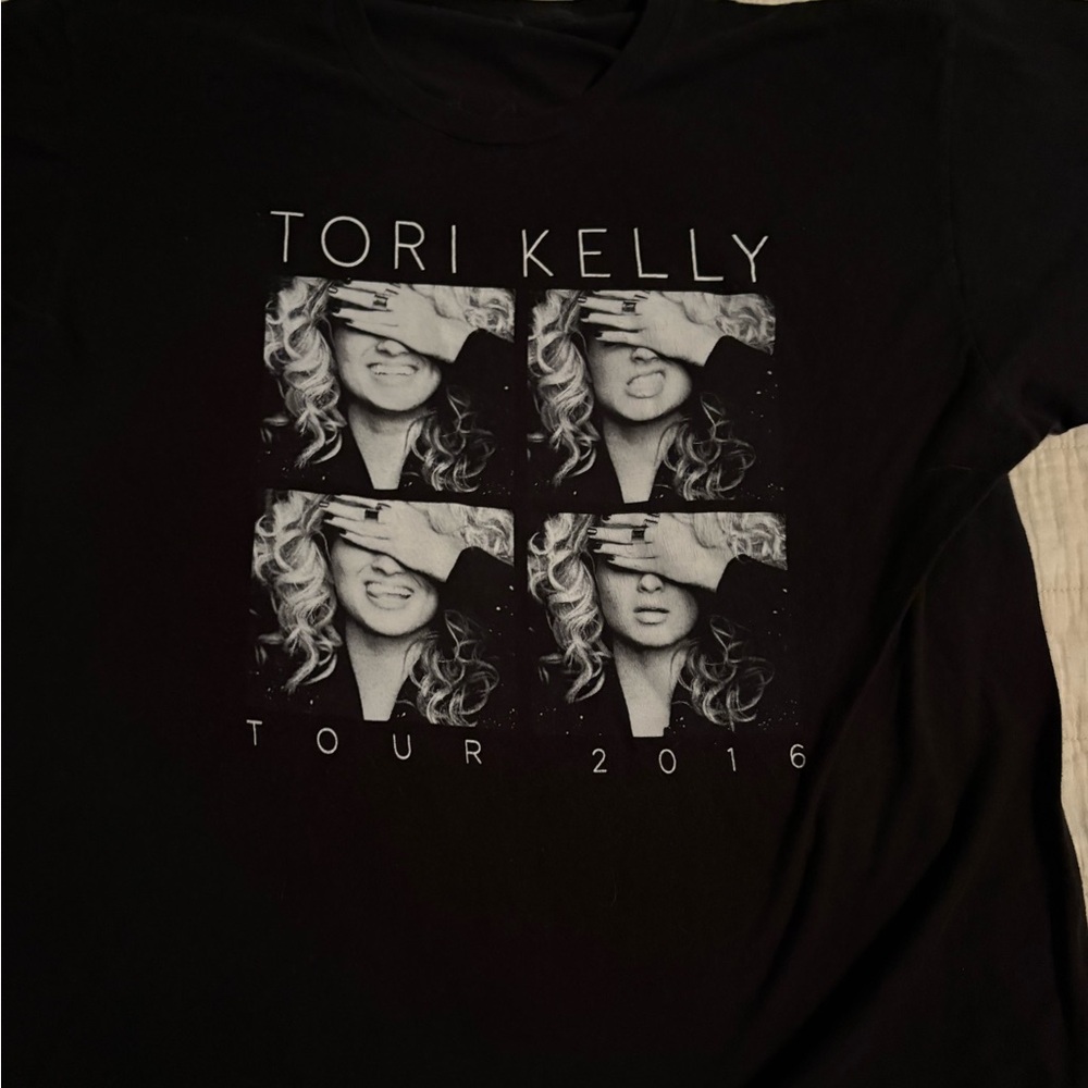 Tori Kelly 2016 Black Tour Tee